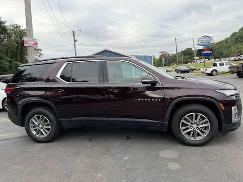 Used 2023 Chevrolet Traverse LT AWD/4WD image 4
