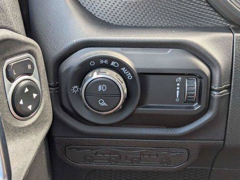 Certified 2024 Jeep Gladiator Mojave AWD/4WD image 24