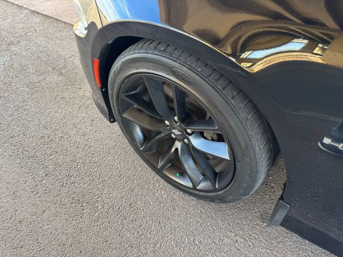 Used 2021 Dodge Charger R/T w/ Performance Handling Group image 18