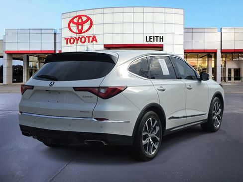 Used 2022 Acura MDX SH-AWD w/ Technology Package image 5