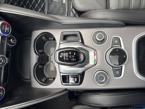 Used 2022 Alfa Romeo Giulia Veloce image 39