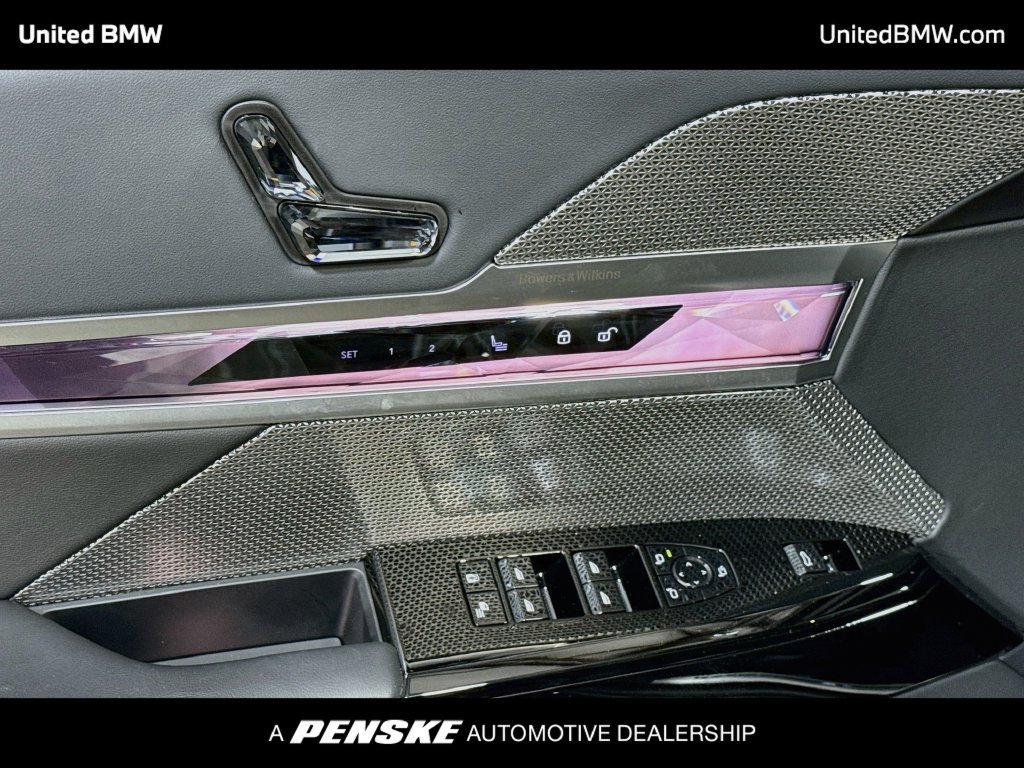 Used 2025 BMW i7 xDrive60 w/ Executive Package AWD/4WD image 10