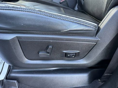 Used 2022 RAM 3500 Laramie image 19