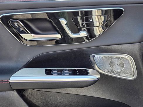 New 2025 Mercedes-Benz GLC 43 AMG 4MATIC image 8