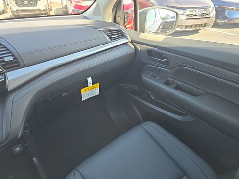 New 2026 Honda Odyssey EX-L image 13