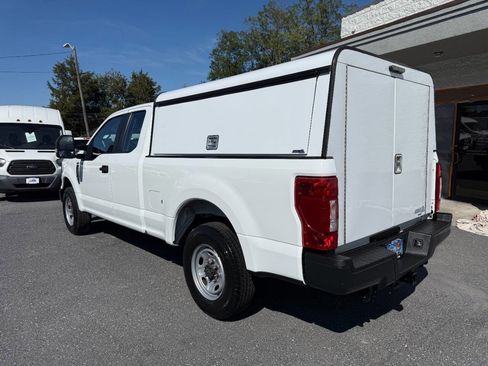 Used 2022 Ford F250 XL w/ Power Equipment Group image 2