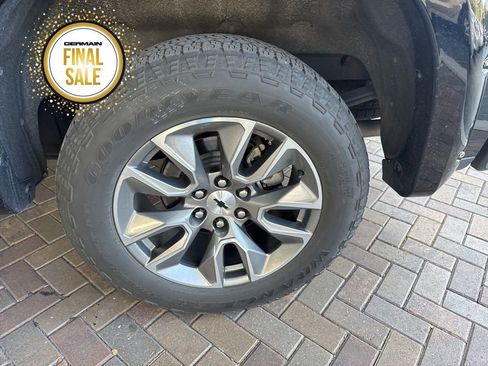 Used 2020 Chevrolet Silverado 1500 RST image 11