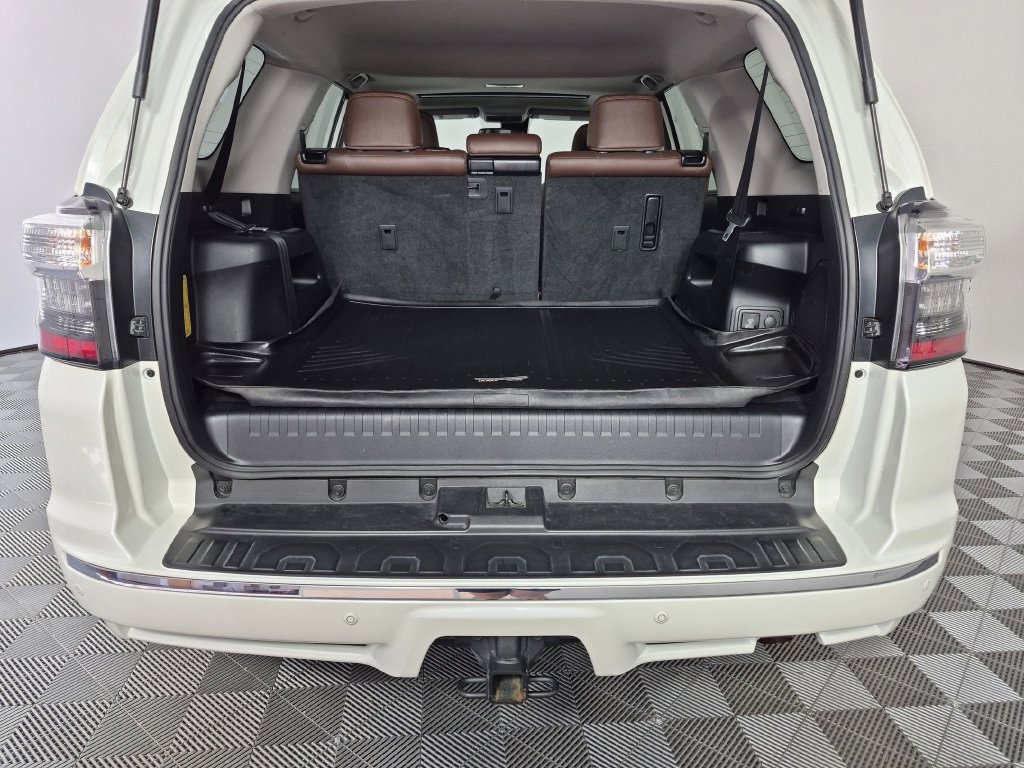 Used 2023 Toyota 4Runner Limited AWD/4WD image 34