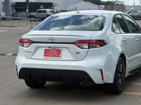 Used 2024 Toyota Corolla SE FWD image 6