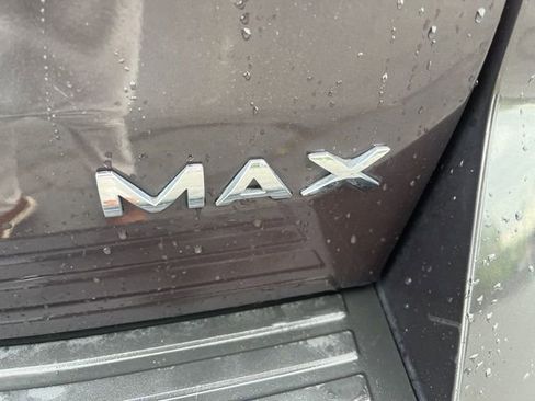 Used 2024 Ford Expedition Max XLT image 24