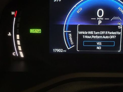 Used 2026 Toyota Camry SE FWD image 2
