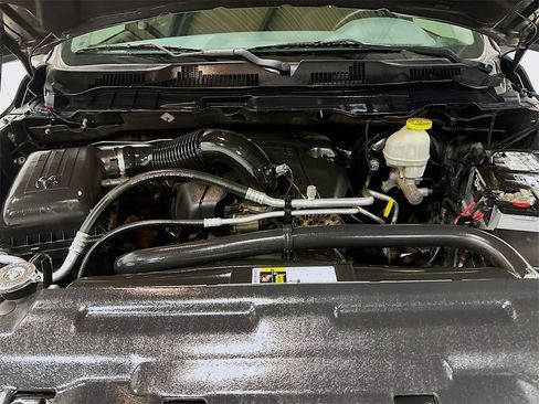 Used 2017 RAM 1500 Big Horn image 32