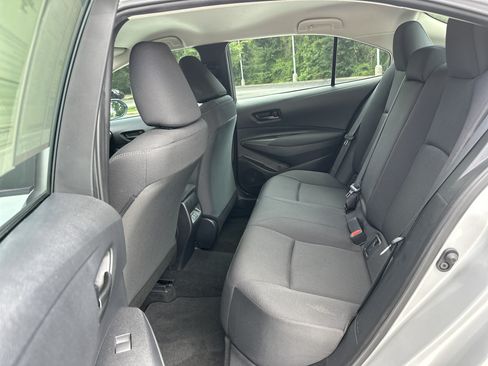 Certified 2025 Toyota Corolla LE FWD image 31