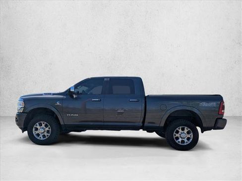 Used 2022 RAM 2500 Laramie AWD/4WD image 8