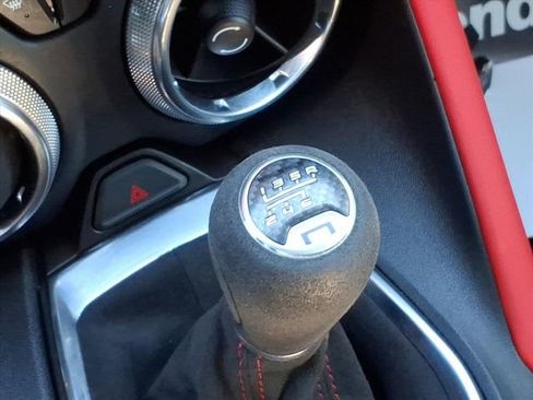 Used 2022 Chevrolet Camaro SS image 29