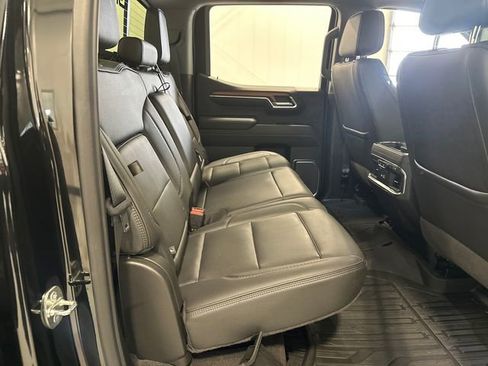 Used 2022 GMC Sierra 1500 Denali w/ Denali Reserve Package image 32