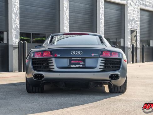 Used 2012 Audi R8 V8 image 17