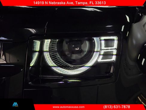 Used 2023 Land Rover Defender 90 X image 13