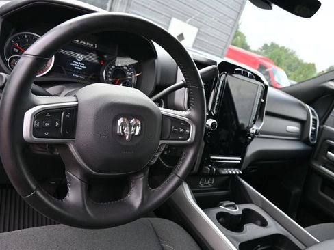 Used 2024 RAM 3500 Big Horn w/ Night Edition AWD/4WD image 4