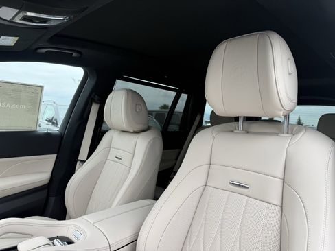 New 2026 Mercedes-Benz GLS 63 AMG 4MATIC image 17