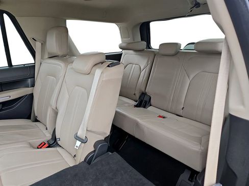 Used 2024 Ford Expedition Limited image 31