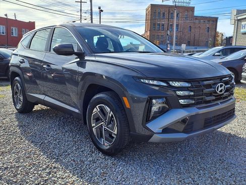 New 2026 Hyundai Tucson Blue SE AWD/4WD image 4
