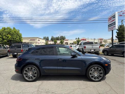 Used 2015 Porsche Macan S AWD/4WD image 4