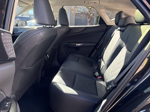 Used 2025 Lexus NX 350 AWD w/ Luxury Package image 31