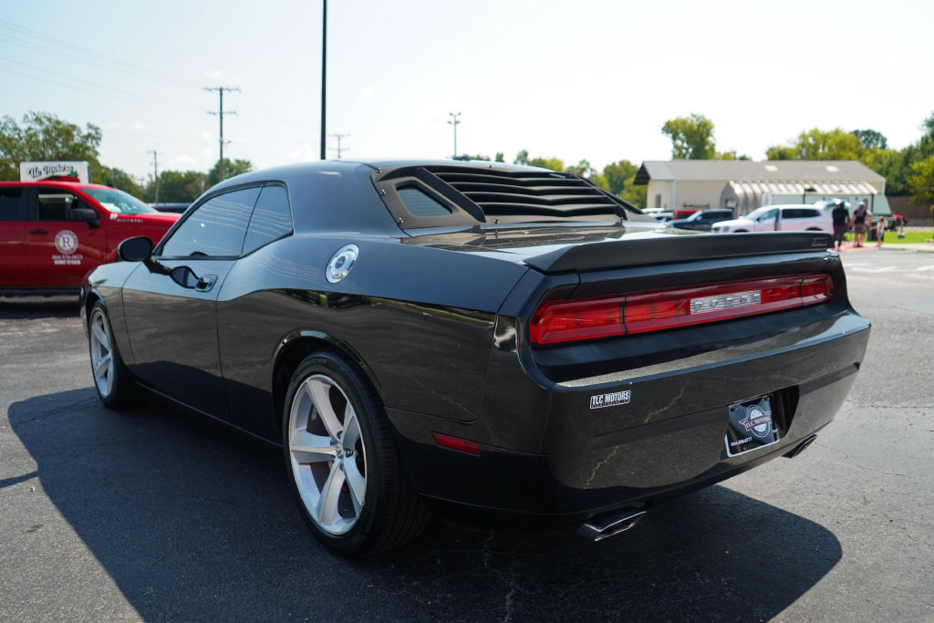 Used 2008 Dodge Challenger SRT8 RWD image 3