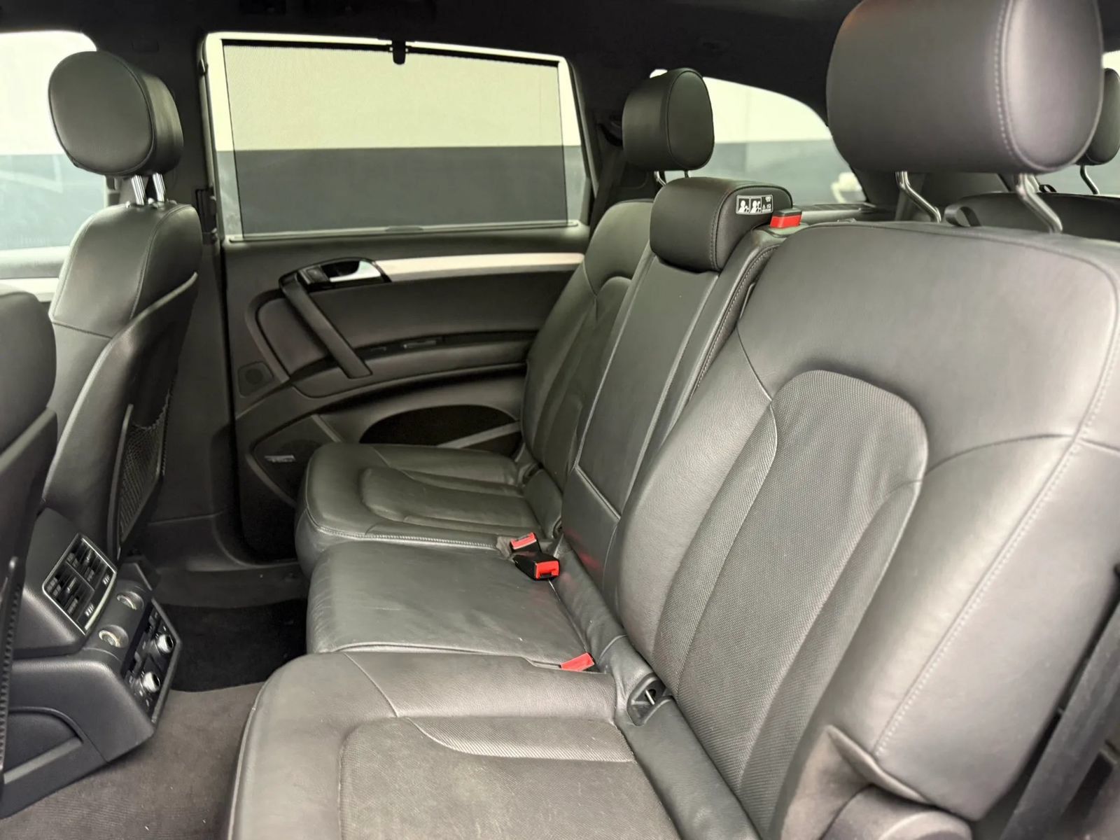 Used 2011 Audi Q7 TDI Prestige w/ Prestige Pkg AWD/4WD image 25