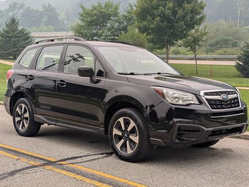 Used 2017 Subaru Forester 2.5i w/ Alloy Wheel Package AWD/4WD image 2