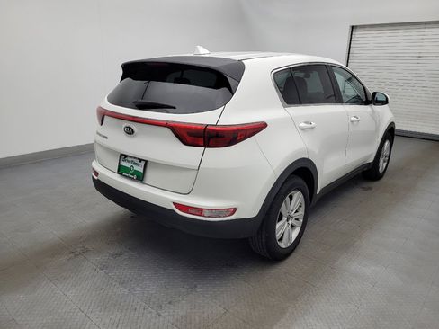 Used 2017 Kia Sportage LX image 9