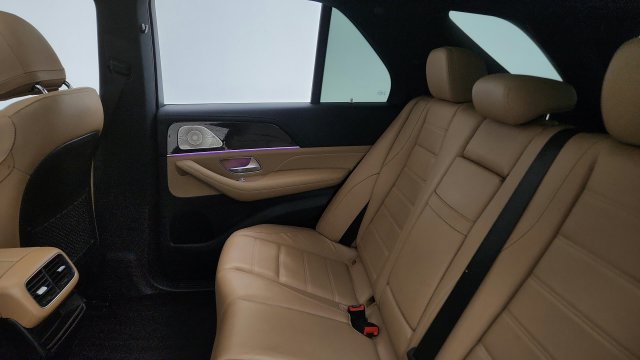 Used 2024 Mercedes-Benz GLE 450 4MATIC image 45