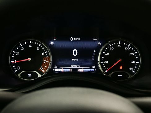 Used 2023 Jeep Renegade Latitude AWD/4WD image 25