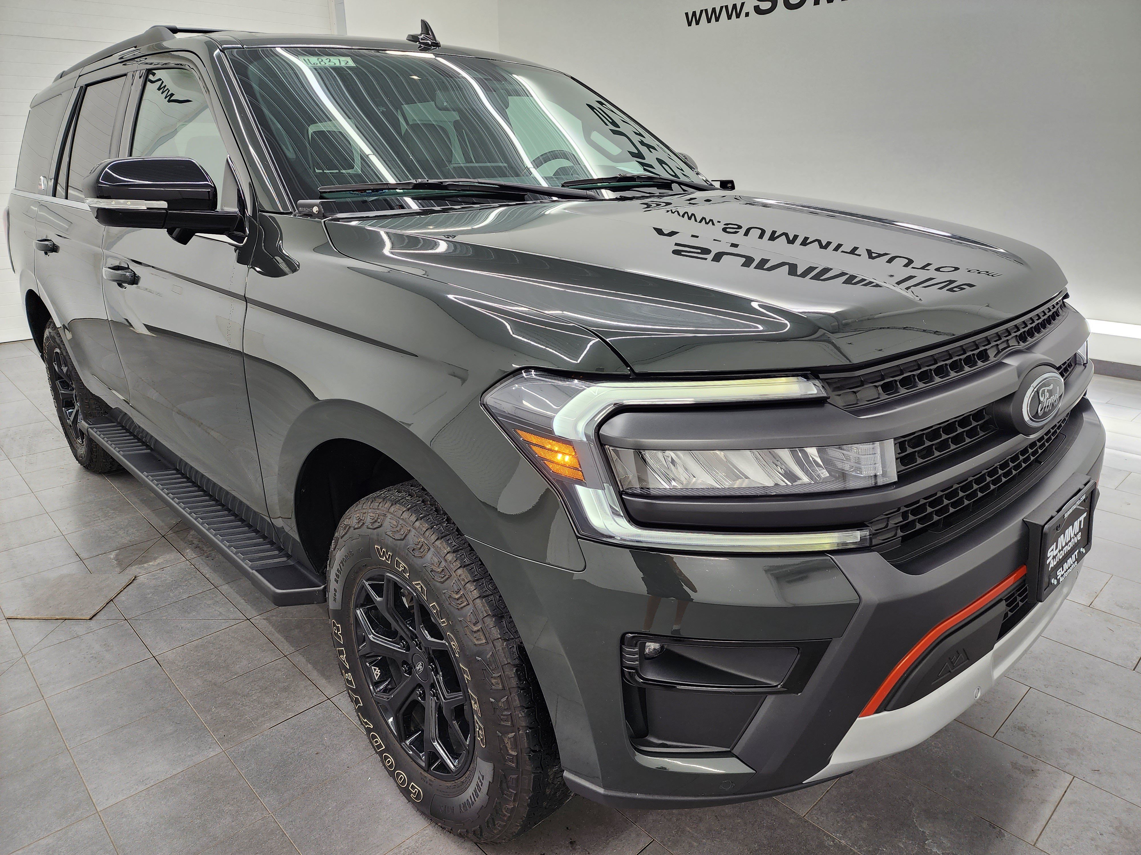 Used 2022 Ford Expedition Timberline AWD/4WD image 2