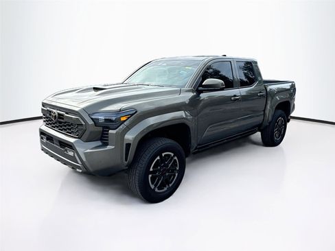 Used 2024 Toyota Tacoma TRD Sport w/ TRD Sport Upgrade Package image 1