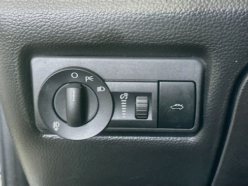 Used 2009 Ford Fusion SE FWD image 16