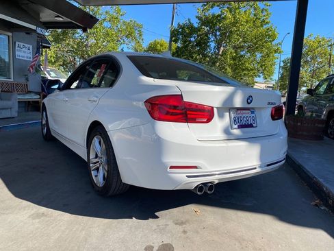 Used 2017 BMW 330i Sedan RWD image 5
