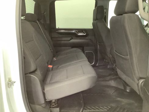 Used 2024 Chevrolet Silverado 2500 LT AWD/4WD image 30