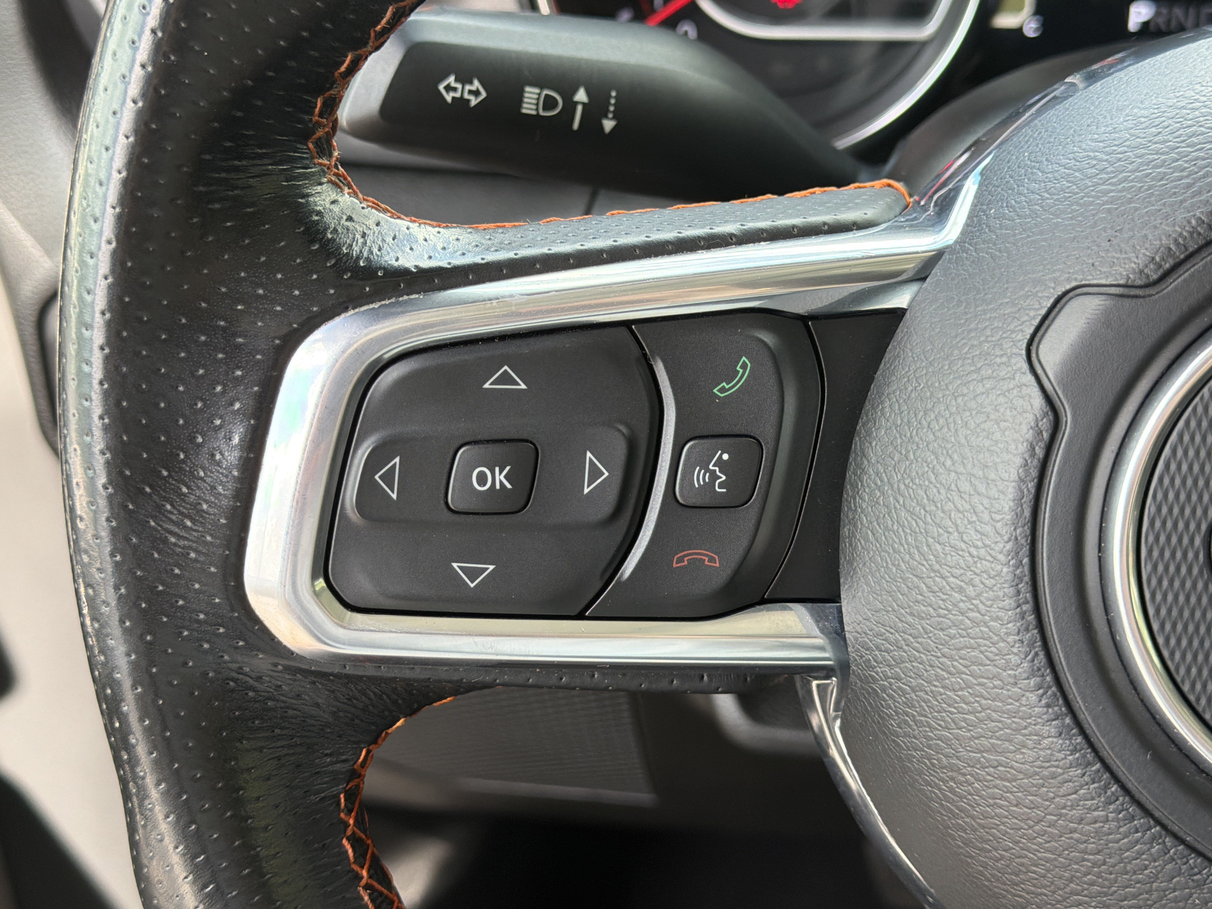 Used 2021 Jeep Gladiator Mojave w/ LED Lighting Group AWD/4WD image 29