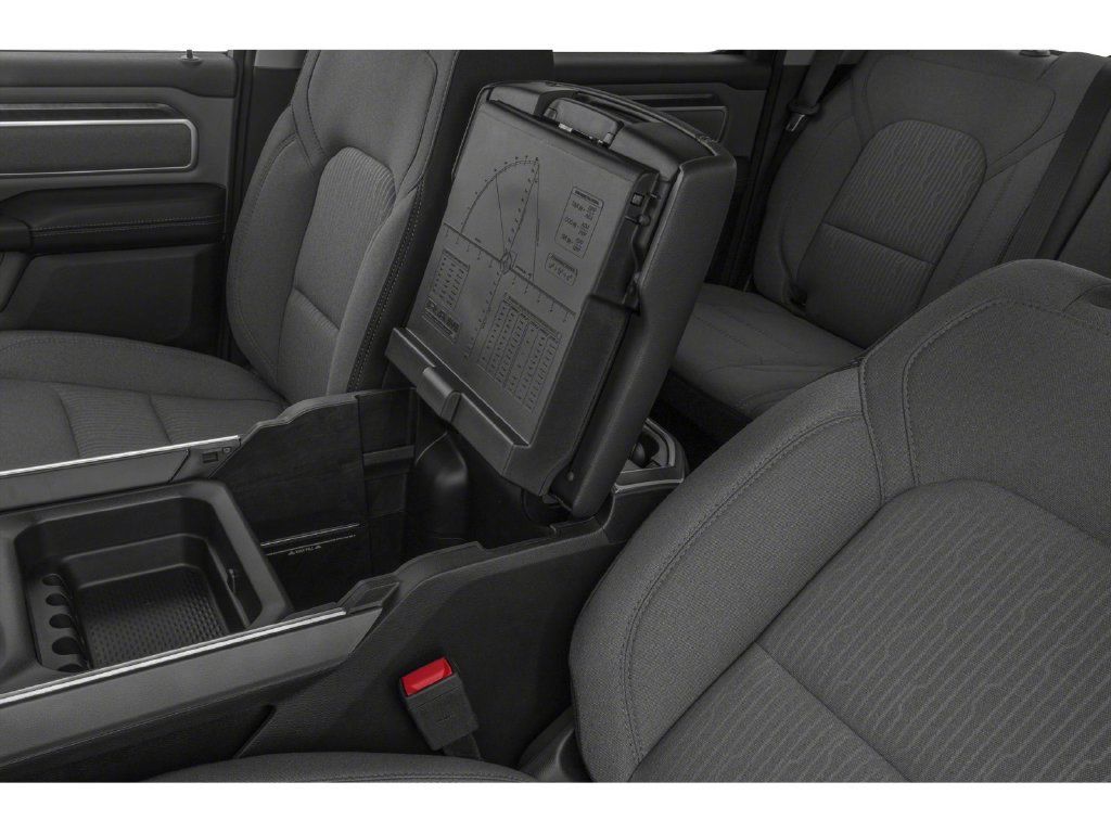 Used 2019 RAM 1500 Big Horn AWD/4WD image 9