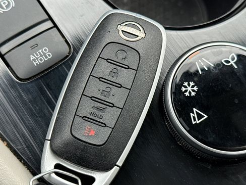 Certified 2023 Nissan Rogue SL w/ SL Premium Package image 37