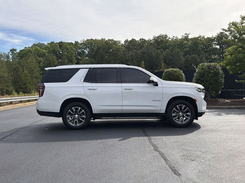 Used 2022 Chevrolet Tahoe LT w/ LT Signature Plus Package RWD image 5
