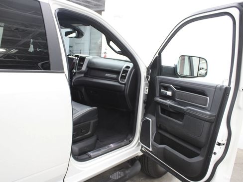 Used 2022 RAM 2500 Laramie AWD/4WD image 13