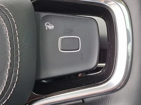 Certified 2025 Lincoln Navigator Reserve AWD/4WD image 23
