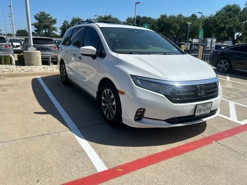 Used 2024 Honda Odyssey EX-L image 1