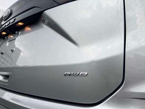 Used 2022 Ford Edge SEL w/ Convenience Package image 15