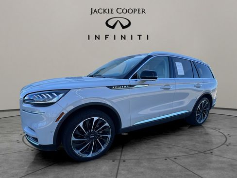 Used 2023 Lincoln Aviator Reserve w/ Equipment Group 201A image 1