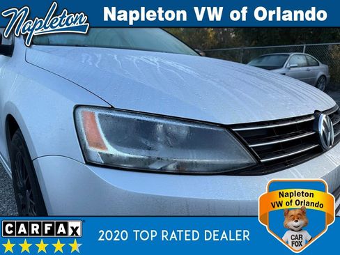 Used 2016 Volkswagen Jetta S image 4