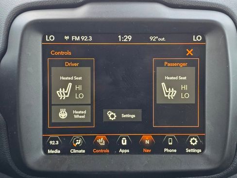 Used 2020 Jeep Renegade Limited w/ UConnect 8.4 Nav Group image 16